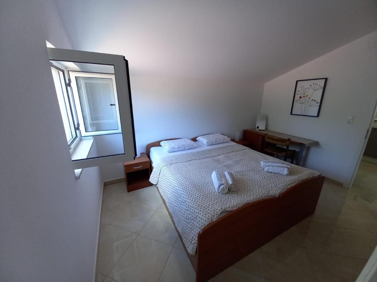 Apartman Marina Sa Parkingom Jelsa  Exteriör bild