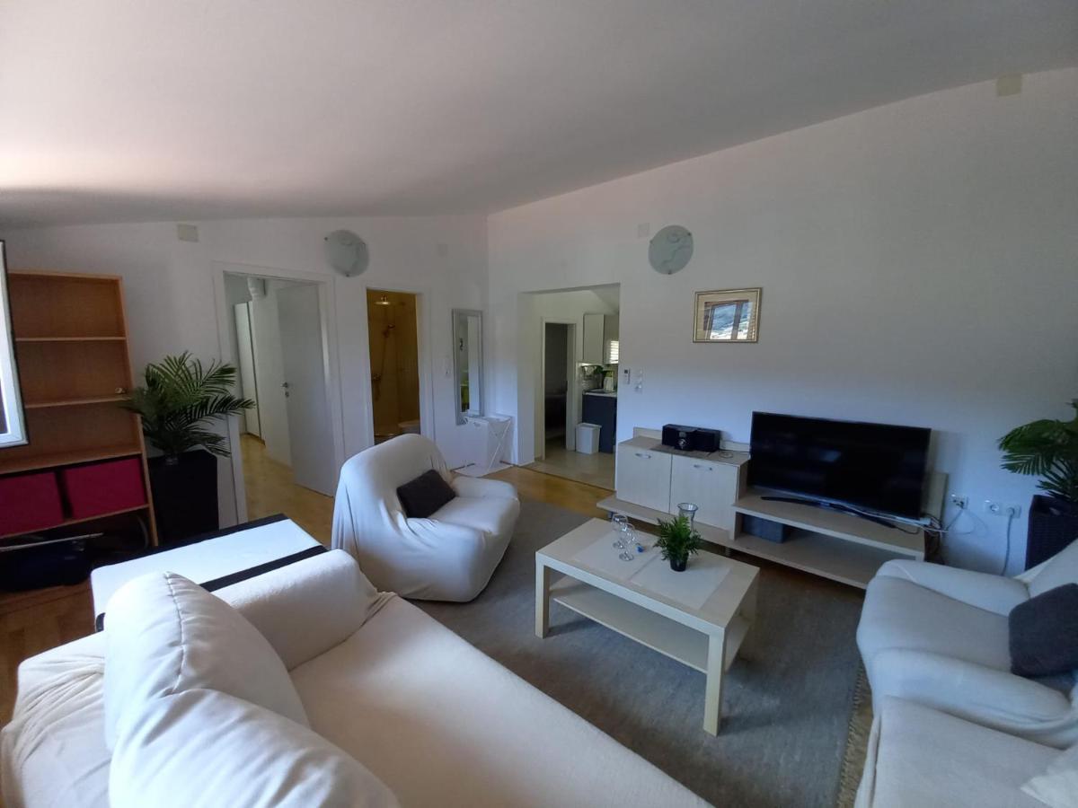 Apartman Marina Sa Parkingom Jelsa  Exteriör bild