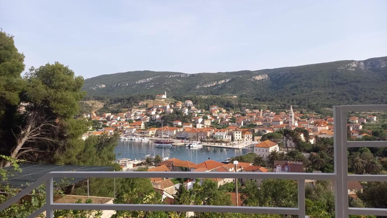 Apartman Marina Sa Parkingom Jelsa  Exteriör bild