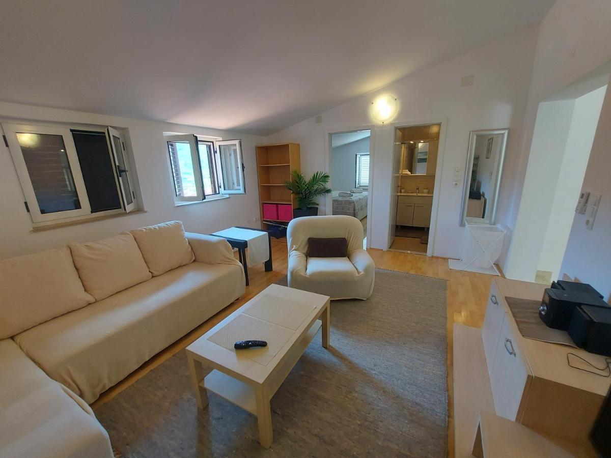 Apartman Marina Sa Parkingom Jelsa  Exteriör bild